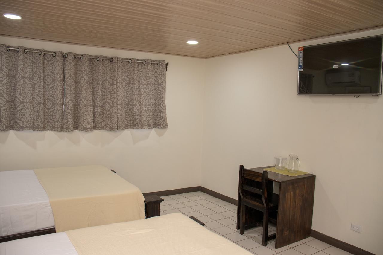 גולפיטו Hotel Don Fito מראה חיצוני תמונה