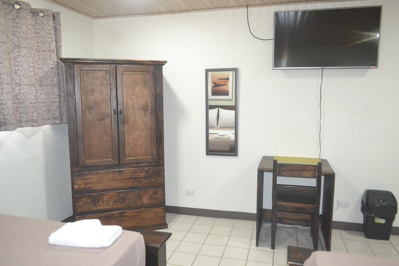 גולפיטו Hotel Don Fito מראה חיצוני תמונה